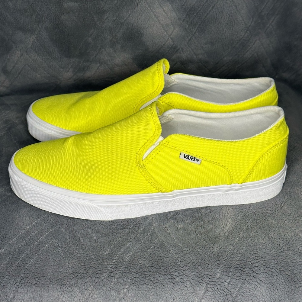 Vans-Classic slip on-Yellow-Women size 11